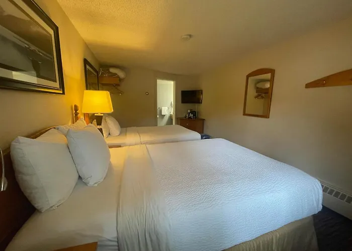 Lake Louise Inn