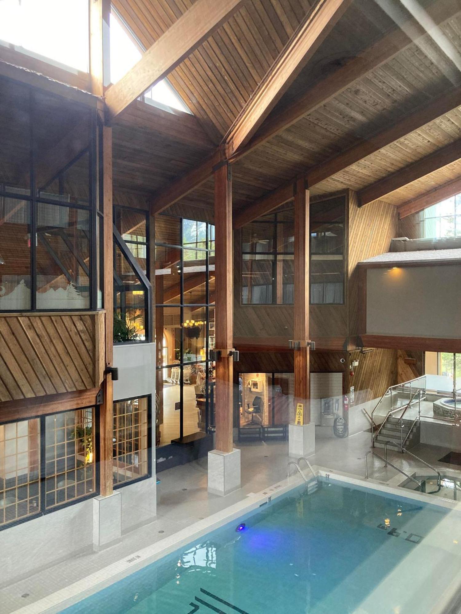 Hotel Louise 3*